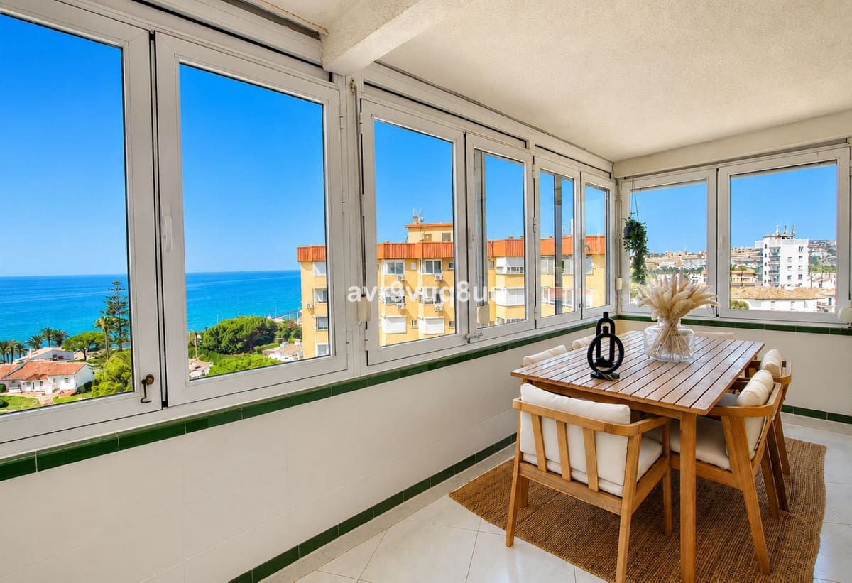 1 bedroom Penthouse for sale in La Cala de Mijas with pool garage - € 225,000 (Ref: 9958759)