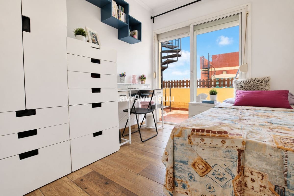 Ático de 3 habitaciones en Fuengirola en venta - 325.000 € (Ref: 9978038)