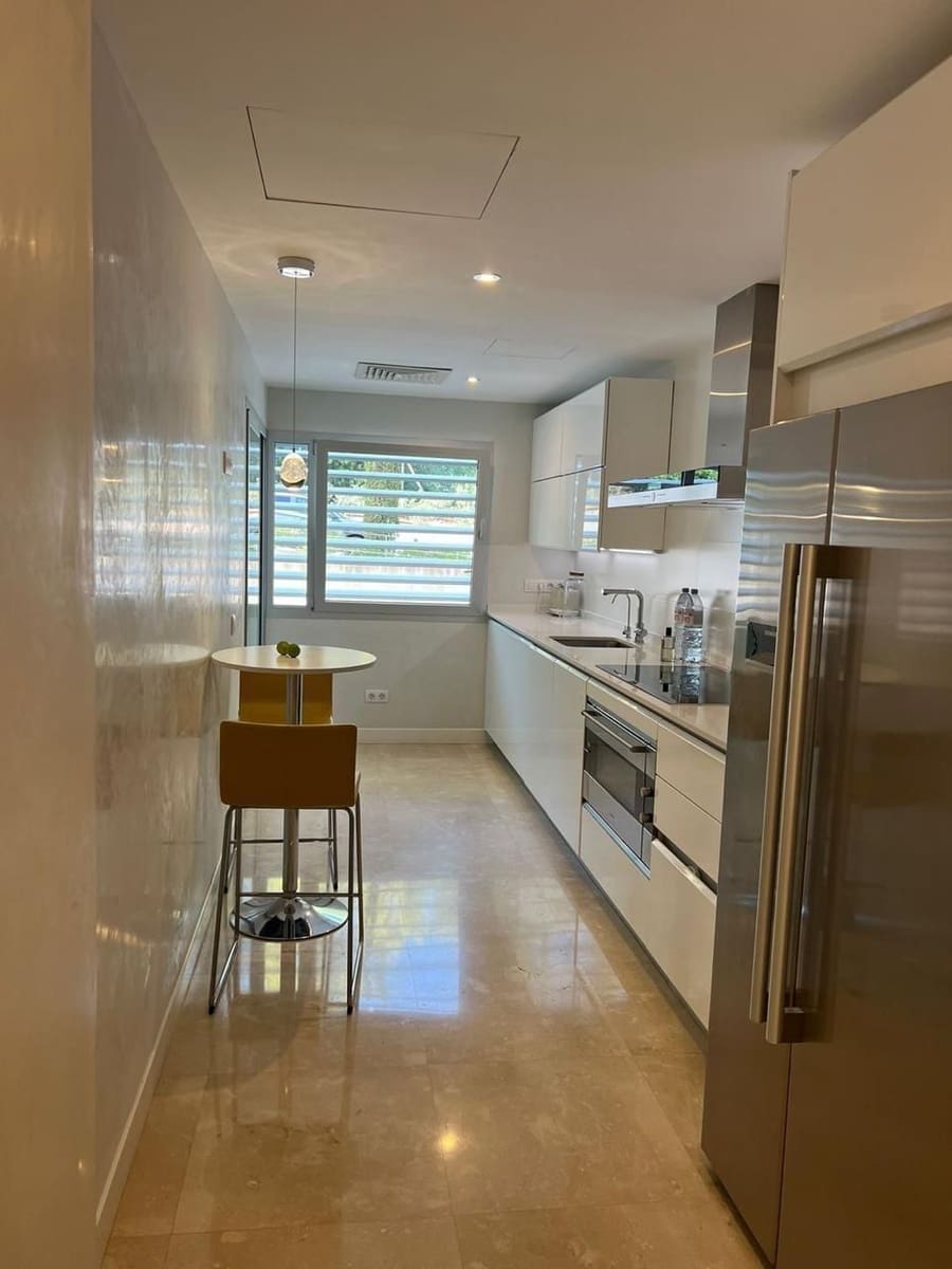 3 soverom Leilighet til salgs i Bendinat med svømmebasseng garasje - € 1 995 000 (Ref: 10002510)