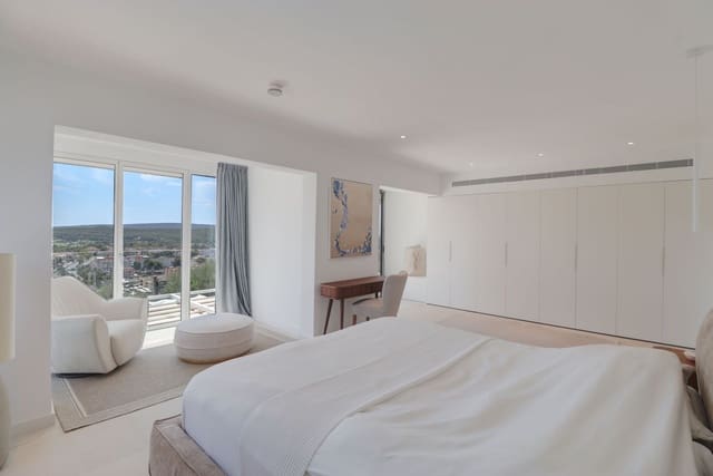 3 chambre Appartement à vendre à Costa de la Calma, Calvià avec piscine garage - 1 100 000 € (Ref: 10004697)