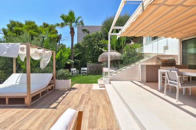 3 chambre Appartement à vendre à Costa de la Calma, Calvià avec piscine garage - 1 100 000 € (Ref: 10004697)