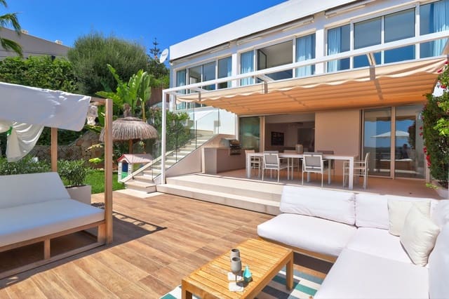 3 chambre Appartement à vendre à Costa de la Calma, Calvià avec piscine garage - 1 100 000 € (Ref: 10004697)