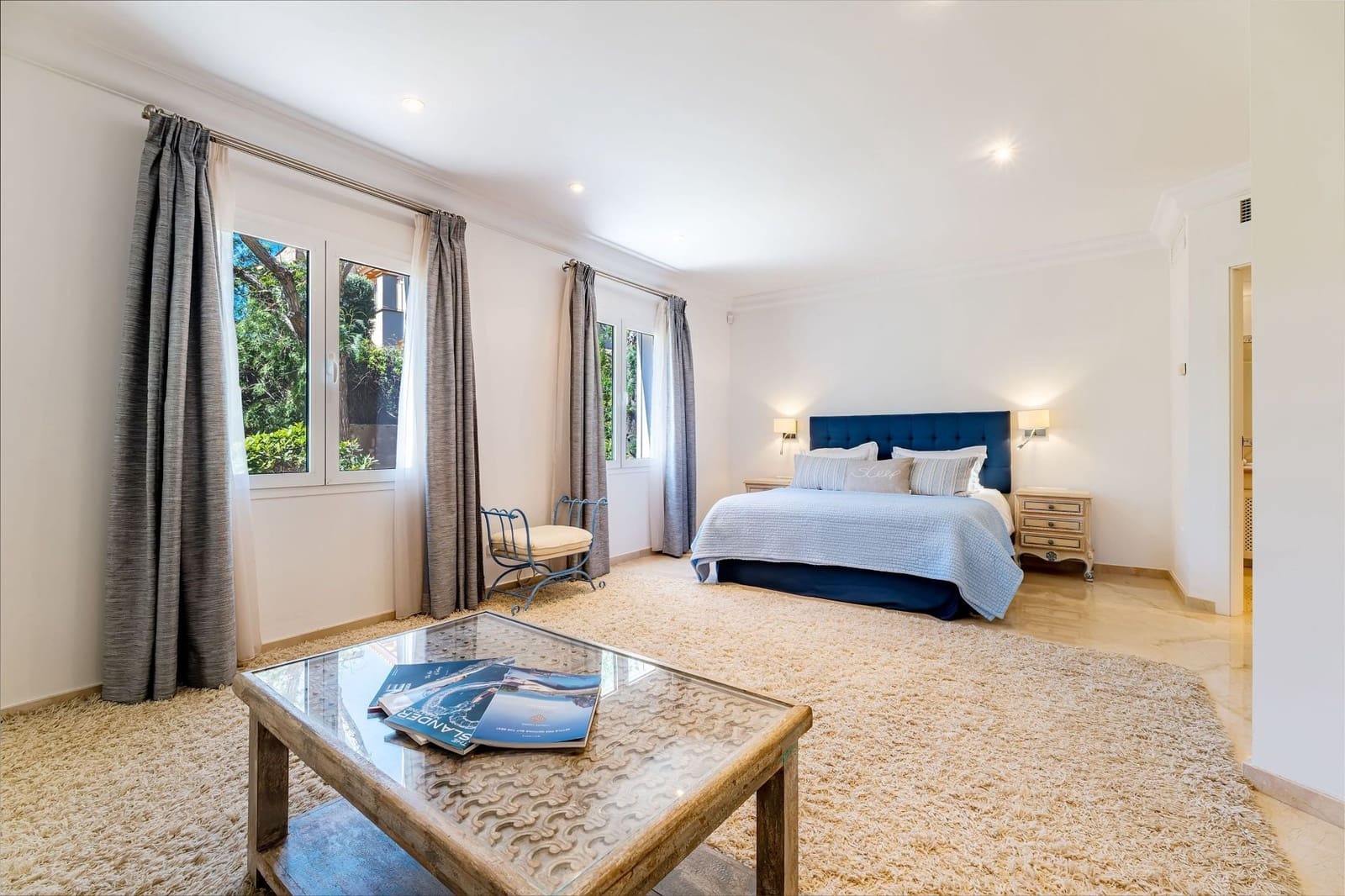 4 sypialnia Willa na sprzedaż w Santa Ponsa z basenem garażem - 3 950 000 € (Ref: 10029902)