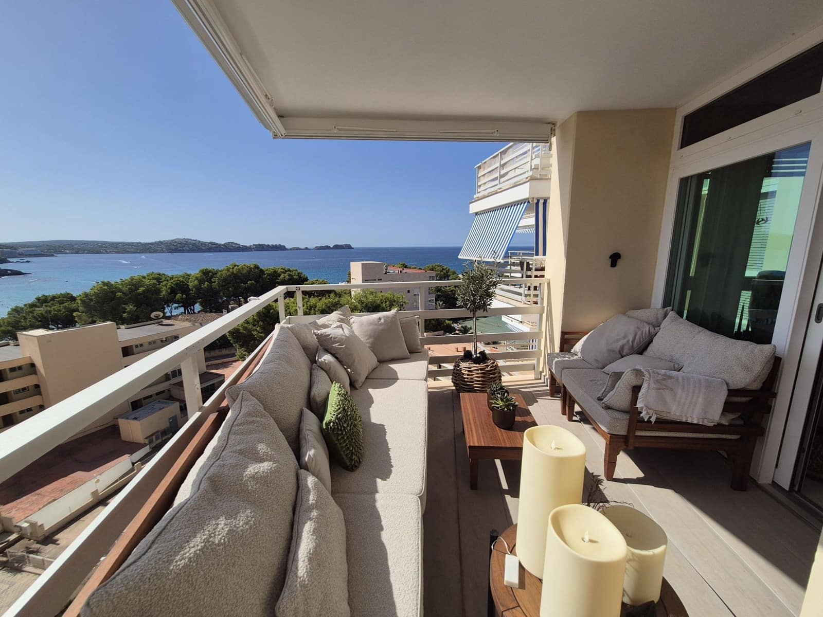 1 slaapkamer Appartement te koop in Peguera / Paguera met zwembad garage - € 825.000 (Ref: 10044058)