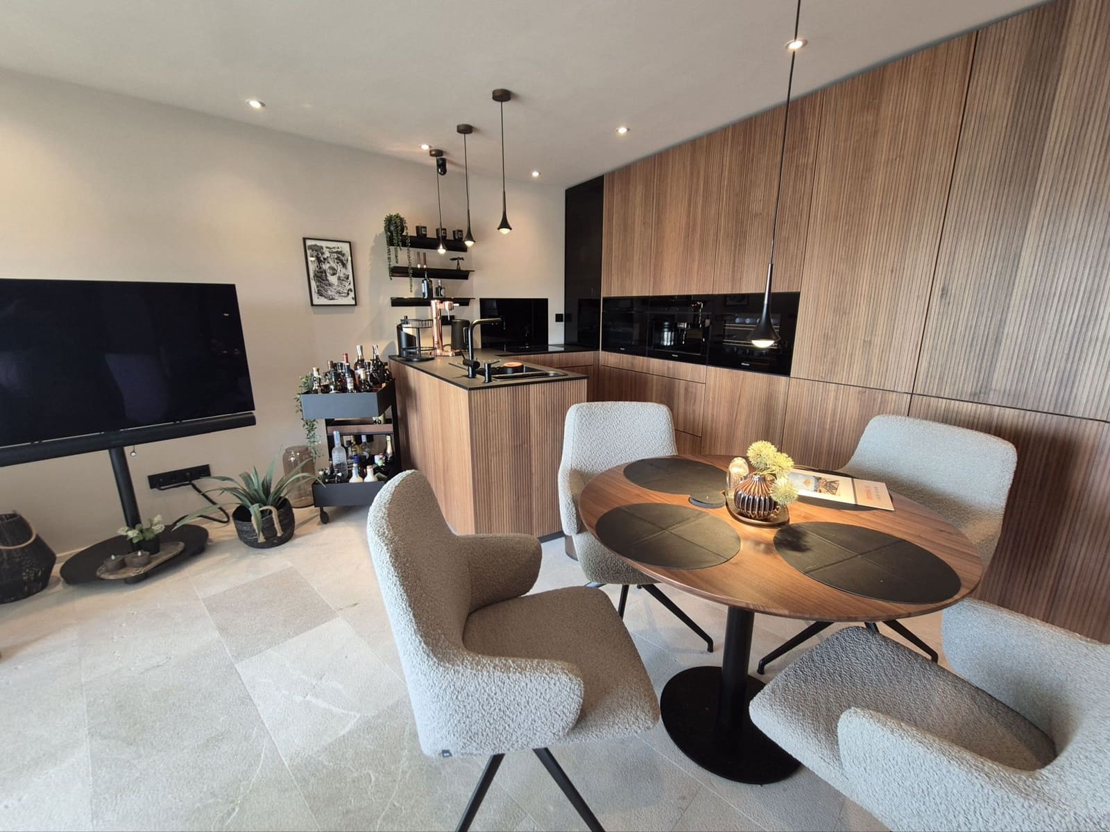 1 bedroom Apartment for sale in Peguera / Paguera with pool garage - € 825,000 (Ref: 10044058)