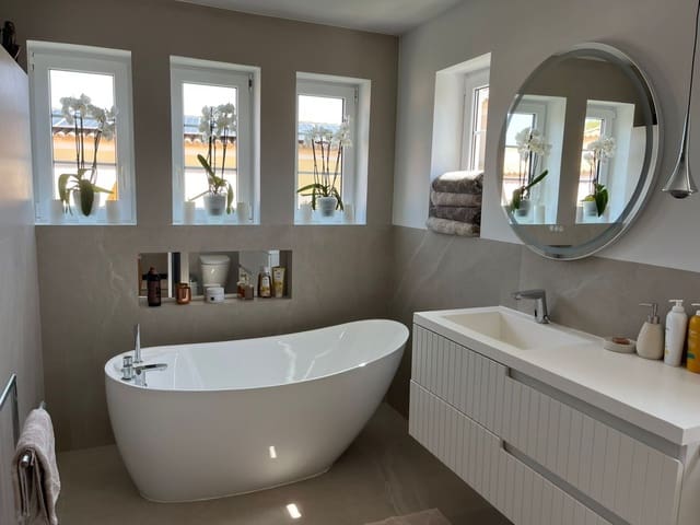 4 Zimmer Villa zu verkaufen in Santa Ponsa, Calvià mit Pool Garage - 1.800.000 € (Ref: 10065549)