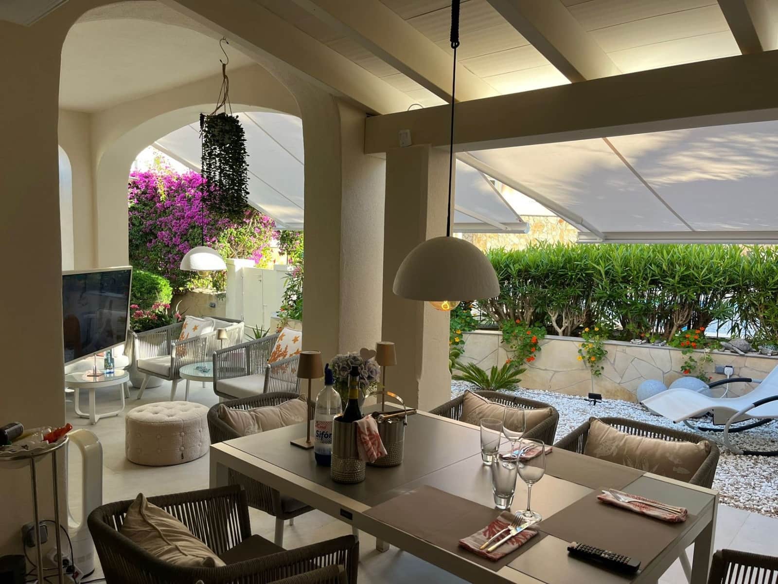 4 bedroom Villa for sale in Santa Ponsa with pool garage - € 1,800,000 (Ref: 10065549)