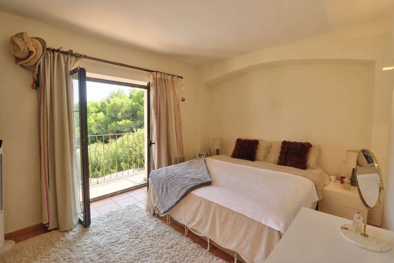 Chalet de 3 habitaciones en Santa Ponsa en venta con piscina garaje - 1.550.000 € (Ref: 10066965)