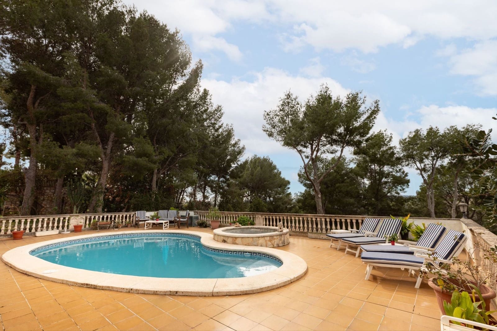 4 Zimmer Villa zu verkaufen in Portals Nous mit Pool Garage - 2.850.000 € (Ref: 10086712)
