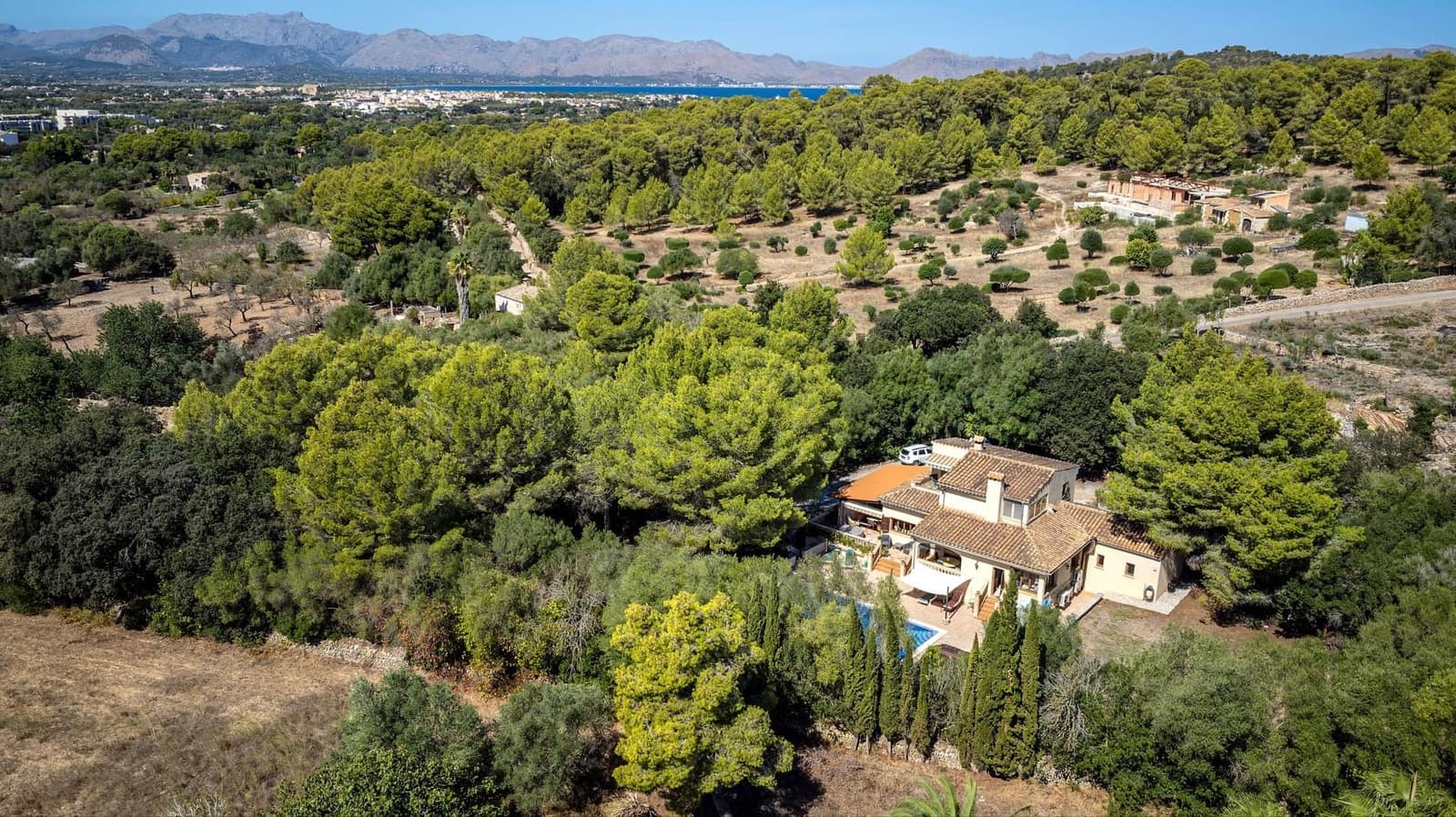 4 soverom Villa til salgs i Alcudia med svømmebasseng garasje - € 1 200 000 (Ref: 10113479)