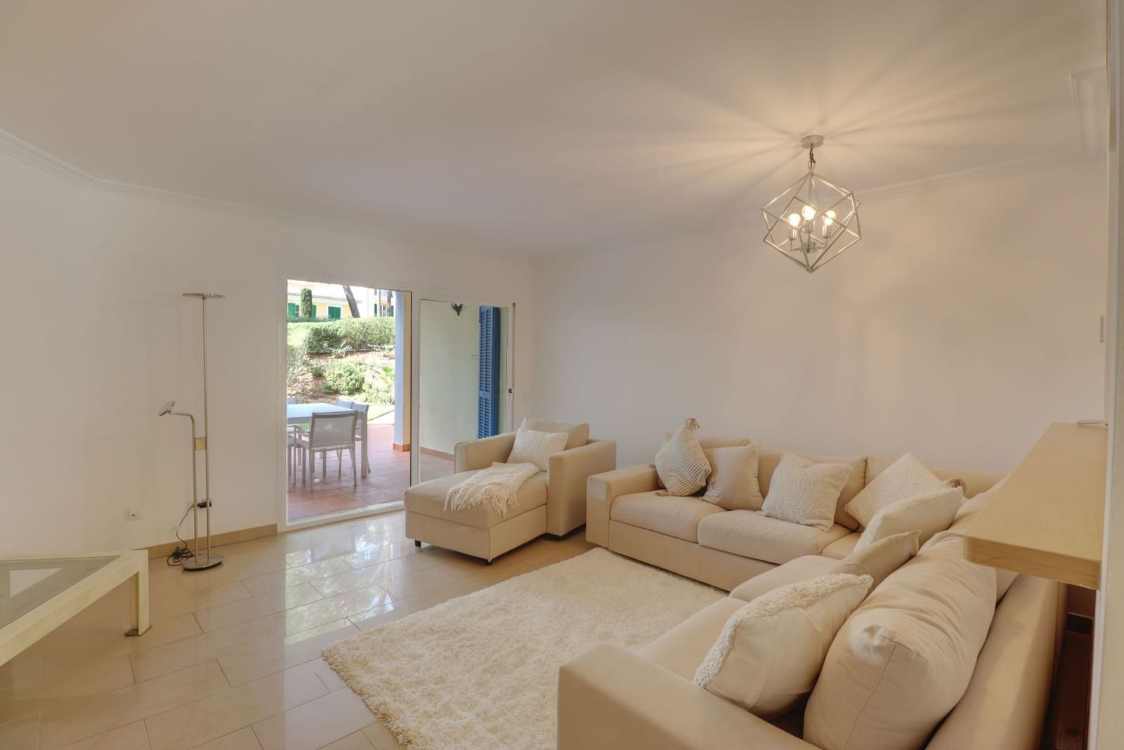 2 sovrum Lägenhet till salu i Santa Ponsa med pool - 695 000 € (Ref: 10118652)