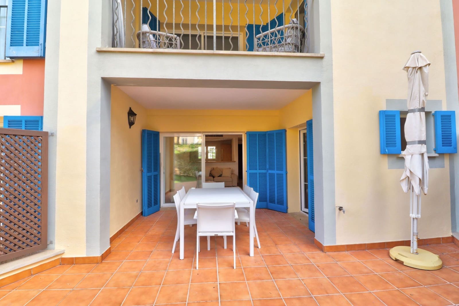 2 sovrum Lägenhet till salu i Santa Ponsa med pool - 695 000 € (Ref: 10118652)
