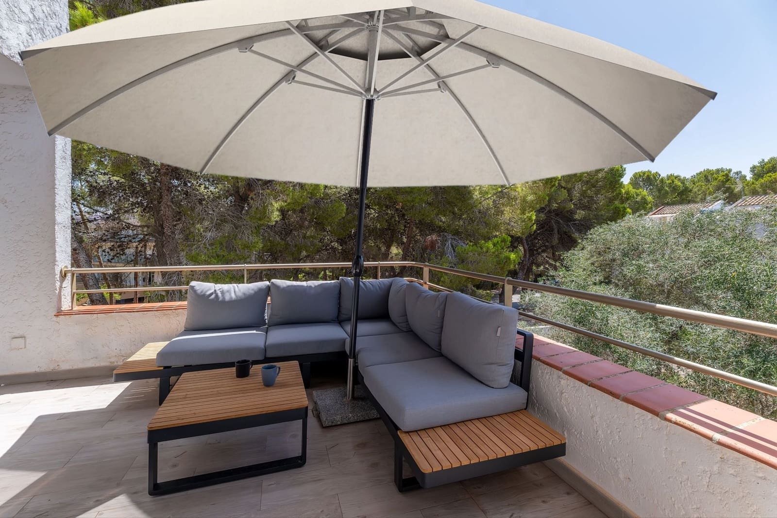 3 bedroom Apartment for sale in Sol de Mallorca with pool garage - € 620,000 (Ref: 10125109)