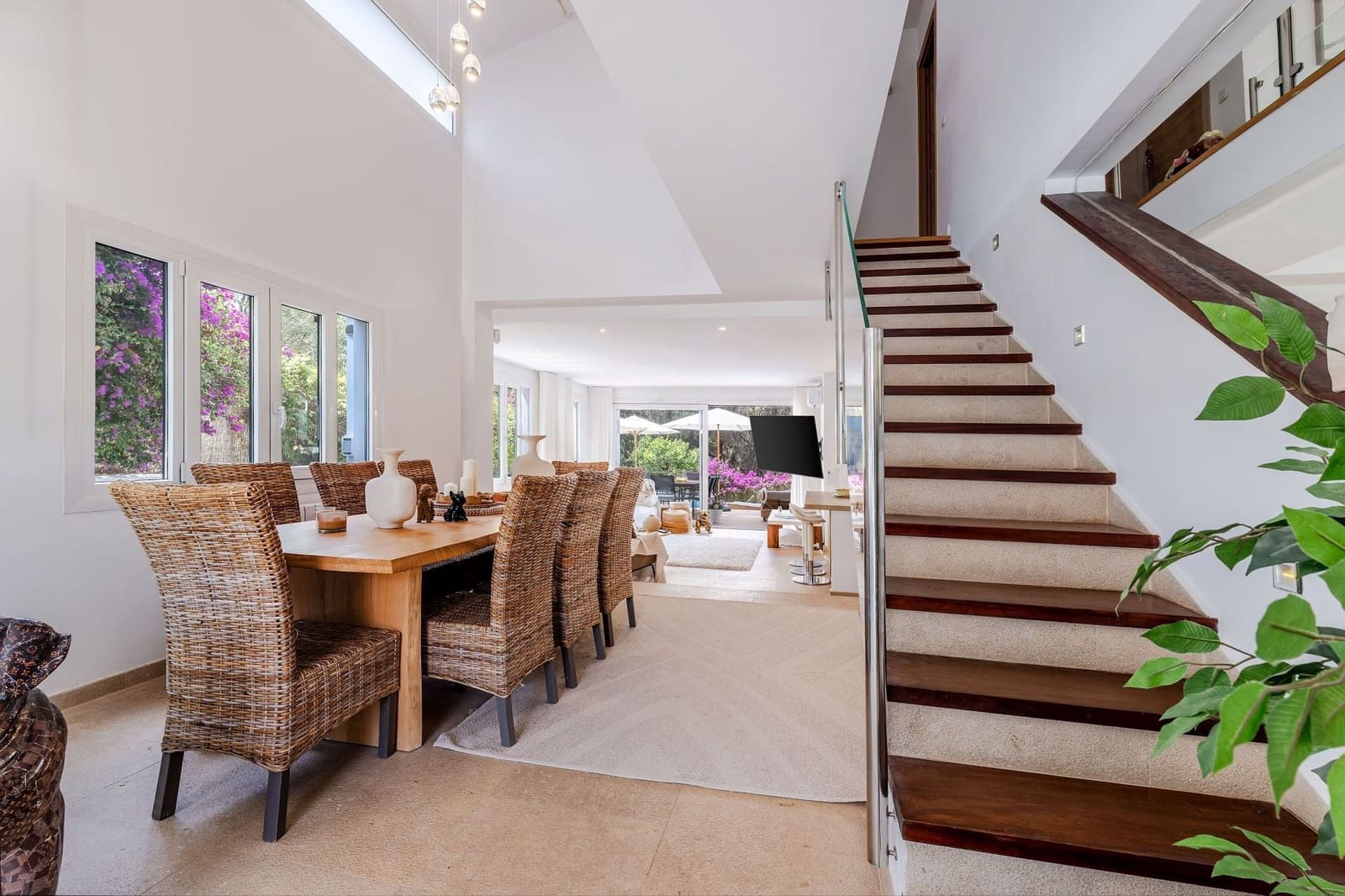 4 bedroom Villa for sale in Santa Ponsa with pool garage - € 2,295,000 (Ref: 10130591)