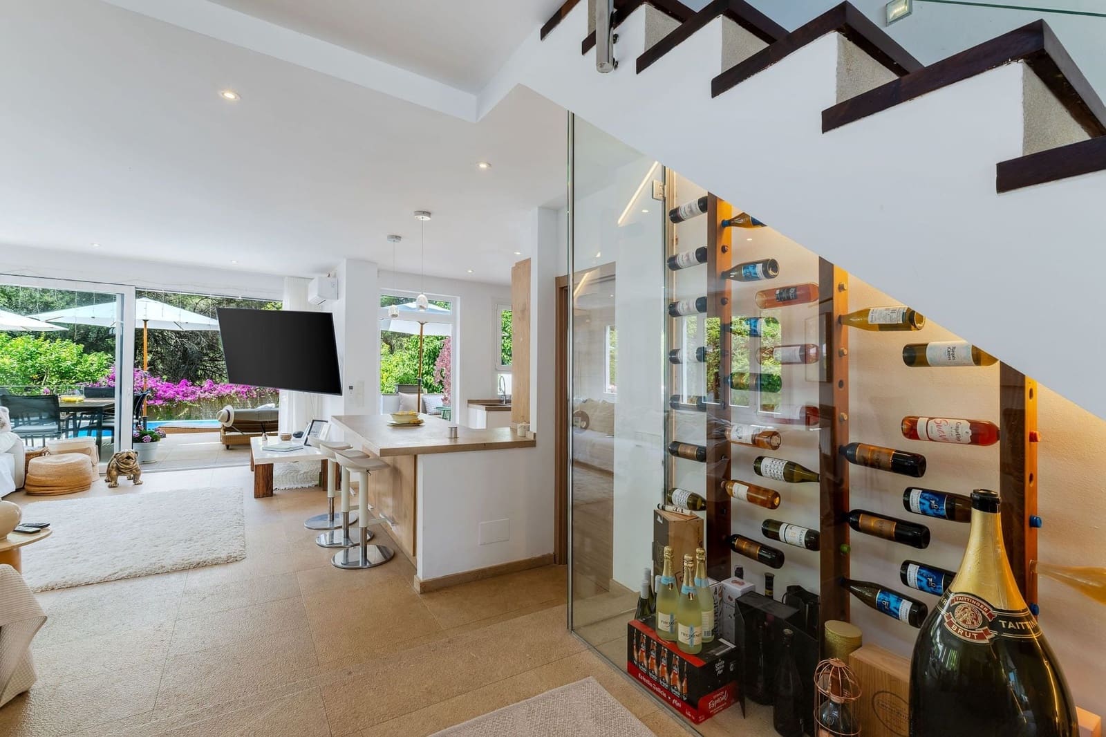 4 bedroom Villa for sale in Santa Ponsa with pool garage - € 2,295,000 (Ref: 10130591)