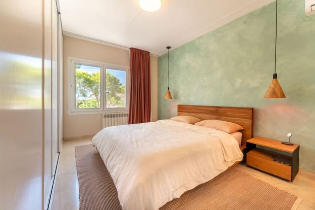 6 soverom Villa til salgs i Santa Ponsa, Calvià med svømmebasseng garasje - € 2 200 000 (Ref: 10164003)