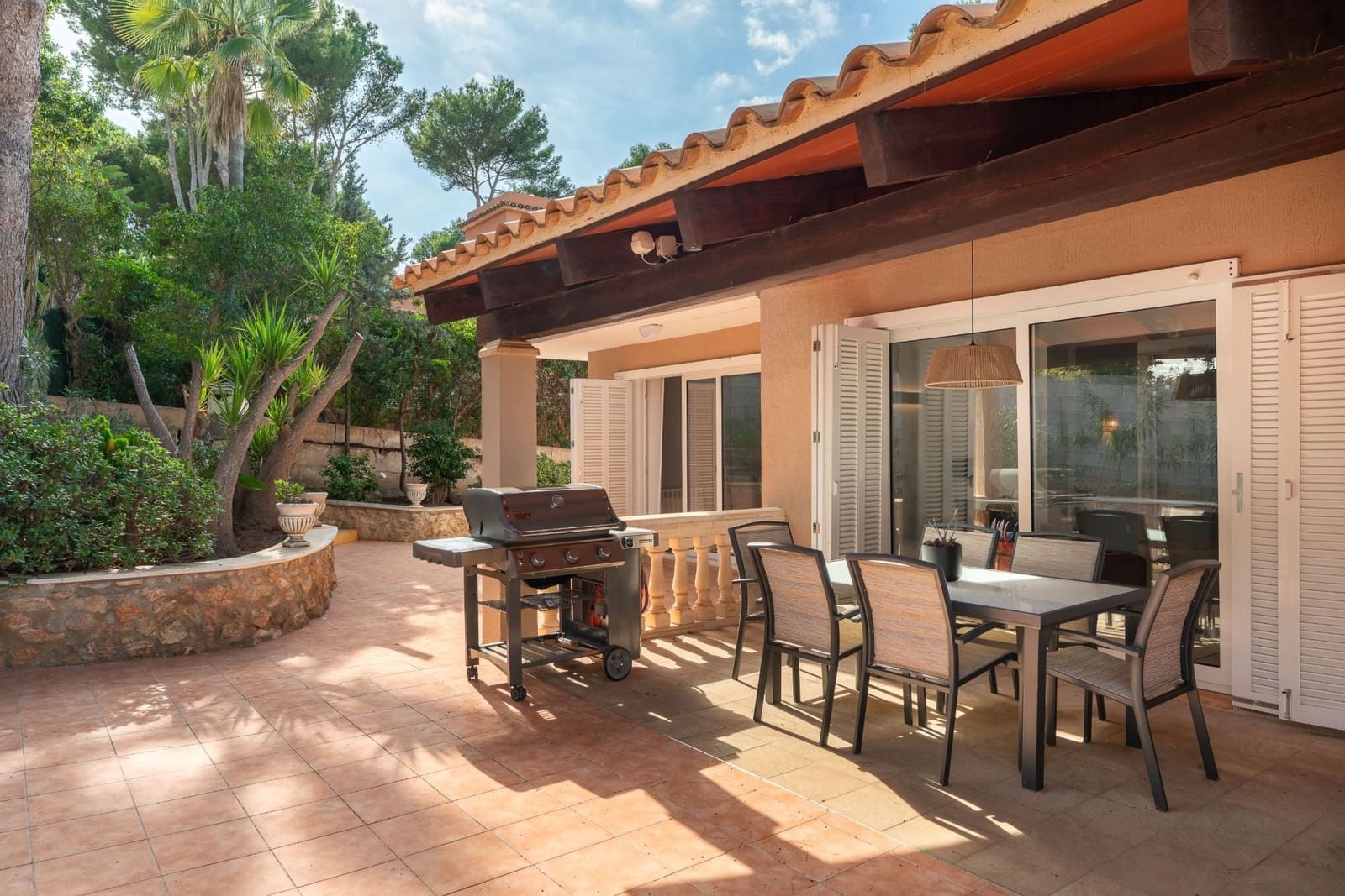 6 soverom Villa til salgs i Santa Ponsa med svømmebasseng garasje - € 2 200 000 (Ref: 10164003)
