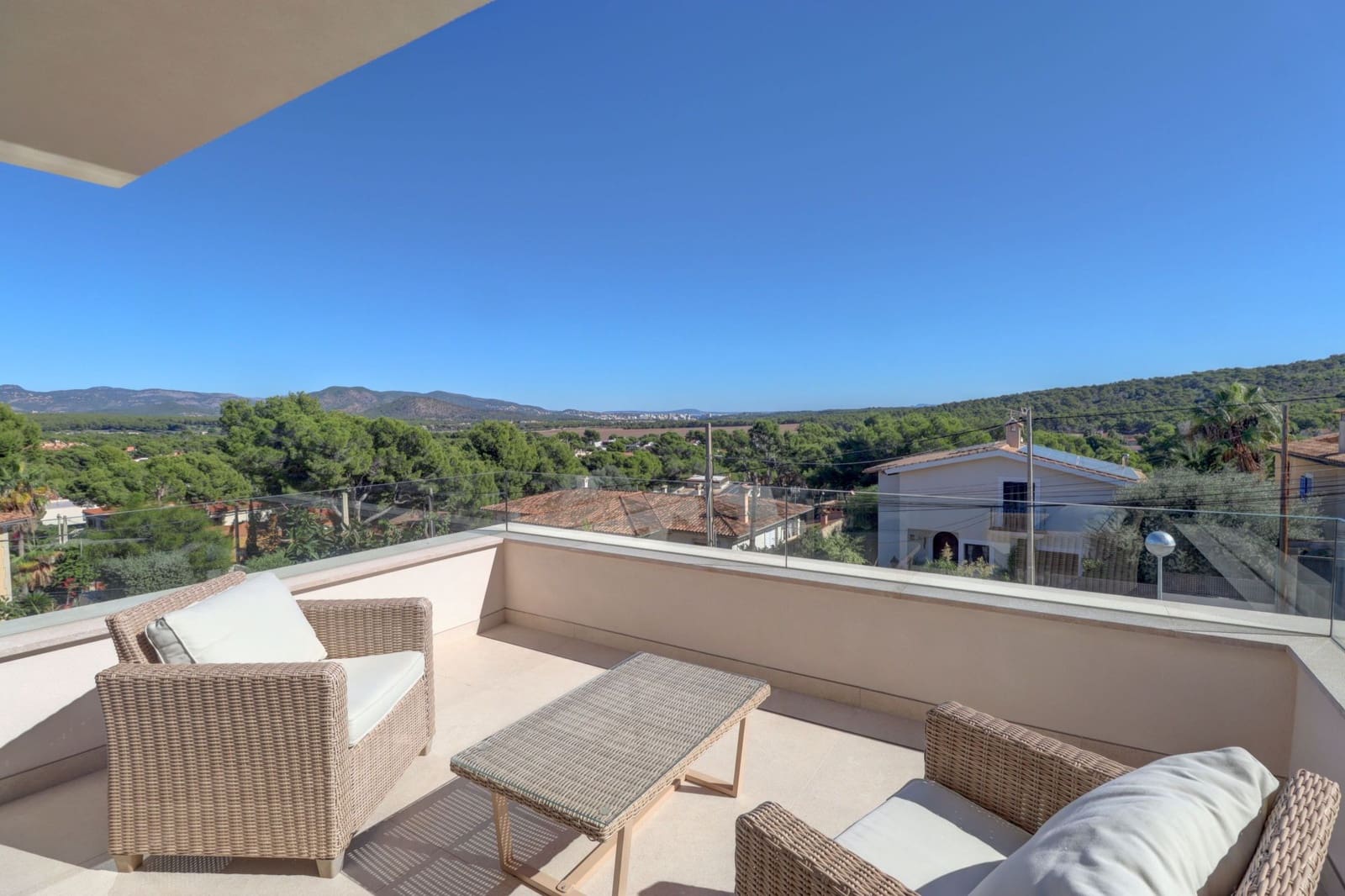 Chalet de 4 habitaciones en El Toro / Port Adriano en venta con piscina garaje - 3.200.000 € (Ref: 10169108)