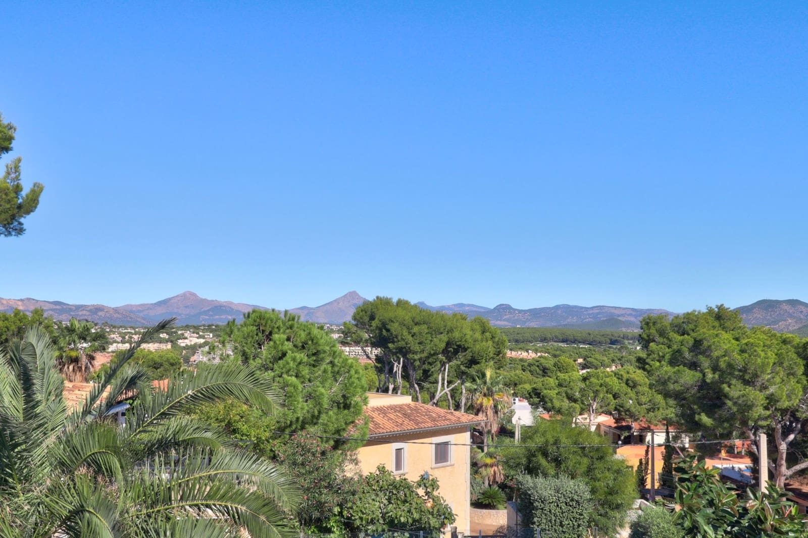 Chalet de 4 habitaciones en El Toro / Port Adriano en venta con piscina garaje - 3.200.000 € (Ref: 10169108)