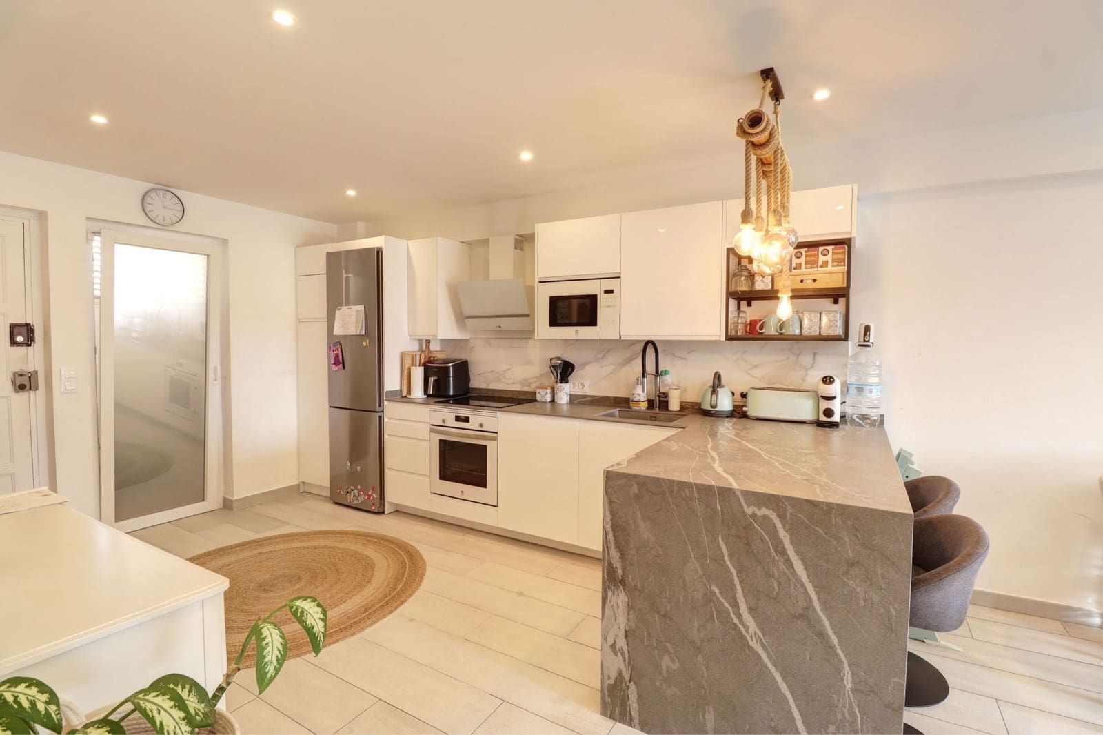 2 soveværelse Lejlighed til salg i El Toro / Port Adriano med garage - € 495.000 (Ref: 10173081)