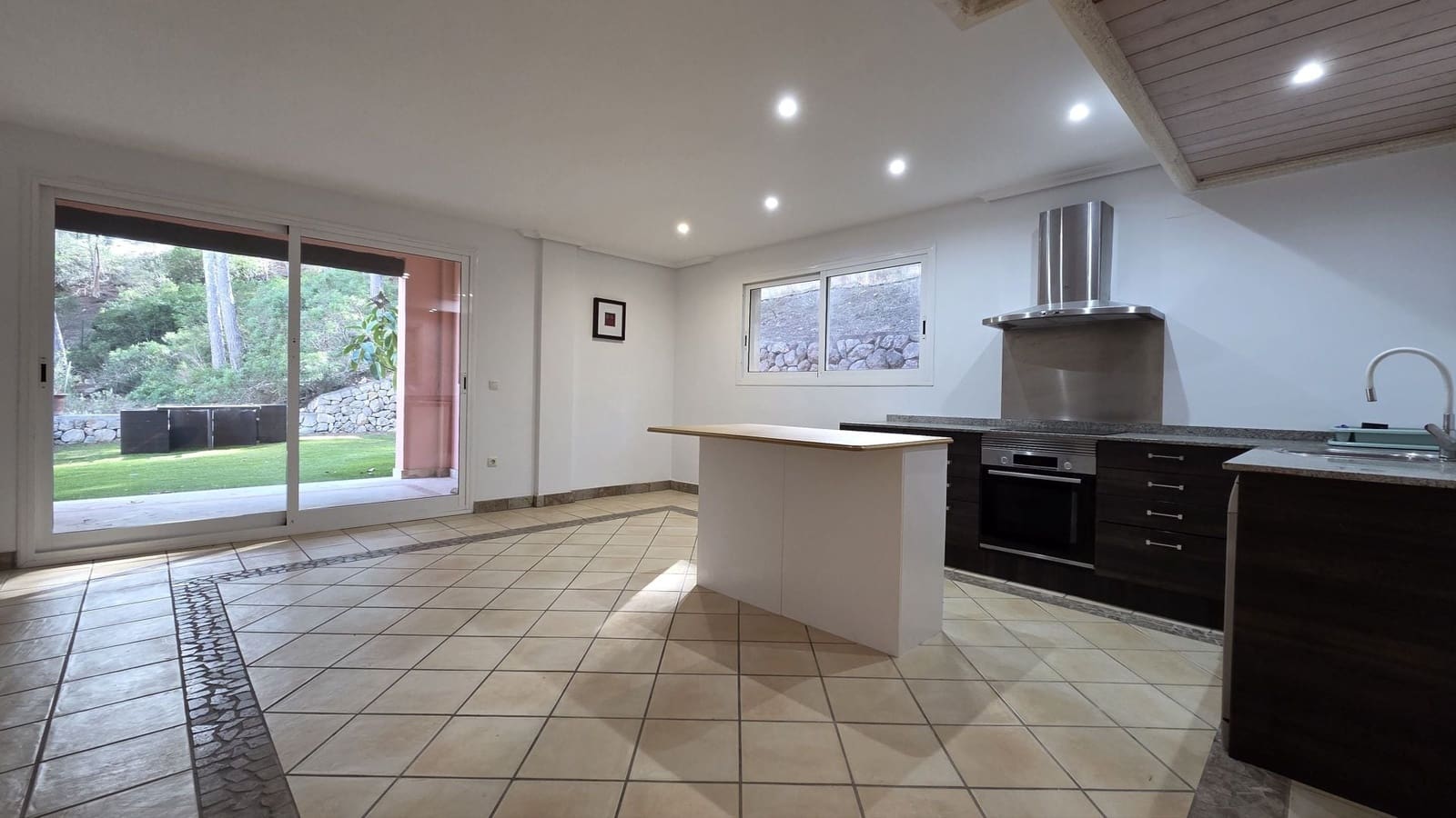 3 Zimmer Apartment zu verkaufen in Santa Ponsa mit Pool Garage - 700.000 € (Ref: 10182067)