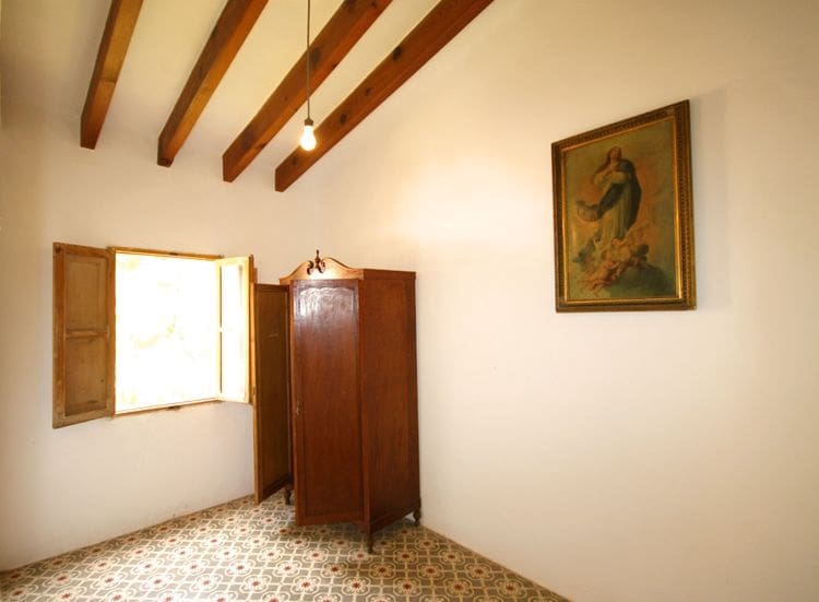 3 bedroom Villa for sale in Andratx - € 799,000 (Ref: 1882308)