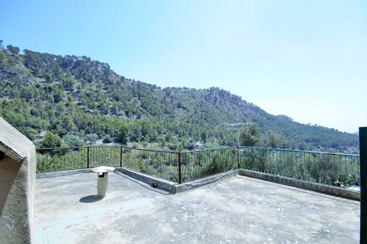 3 bedroom Finca/Country House for sale in Andratx - € 800,000 (Ref: 1882324)