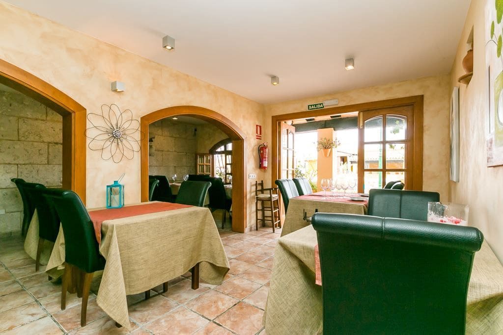 Komercyjne na sprzedaż w Peguera / Paguera z basenem - 950 000 € (Ref: 5264616)