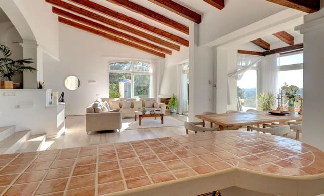 5 soveværelse Villa til salg i Bendinat, Calvià med swimmingpool - € 3.395.000 (Ref: 5851664)