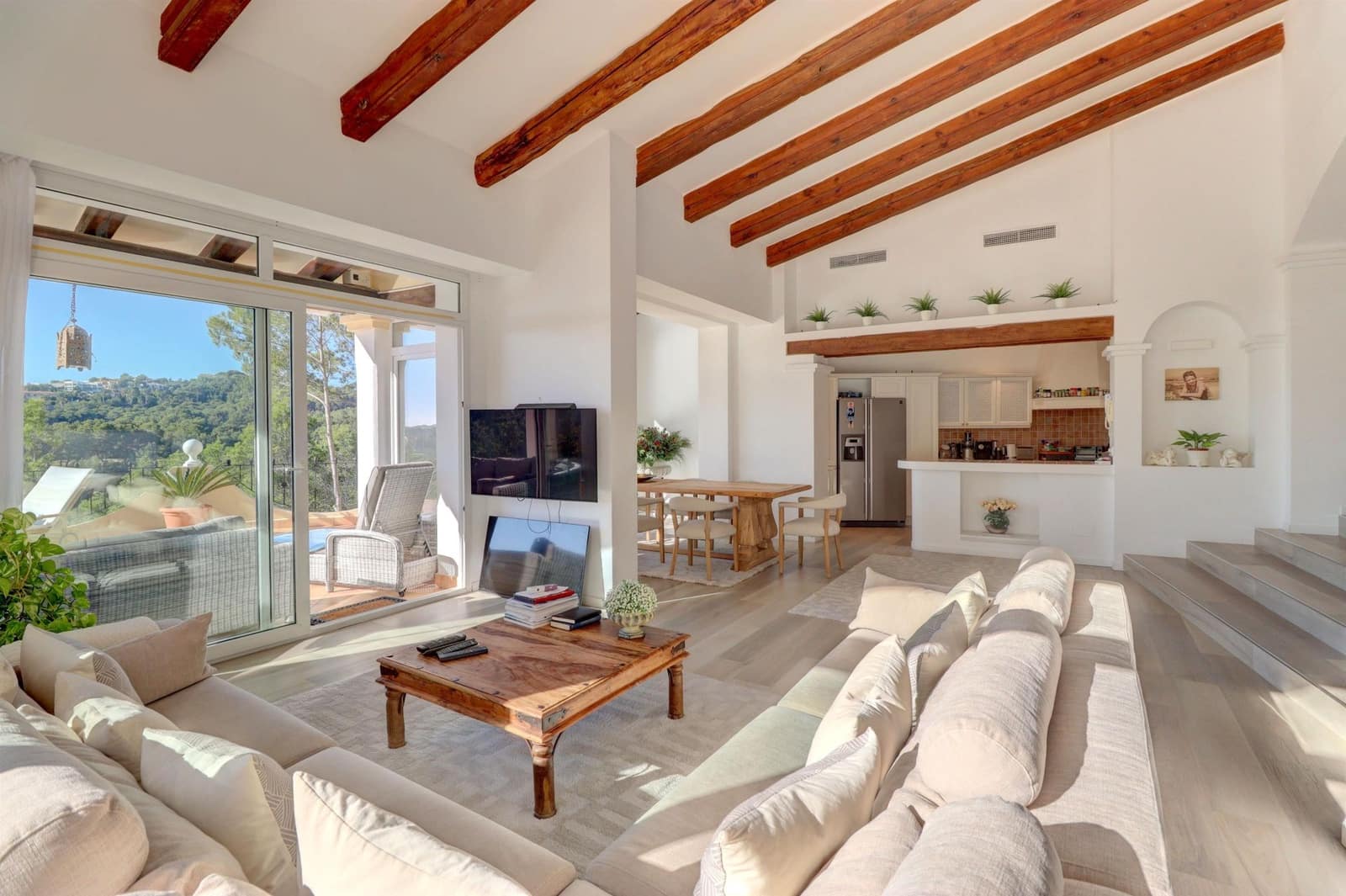 5 soveværelse Villa til salg i Bendinat med swimmingpool - € 3.395.000 (Ref: 5851664)