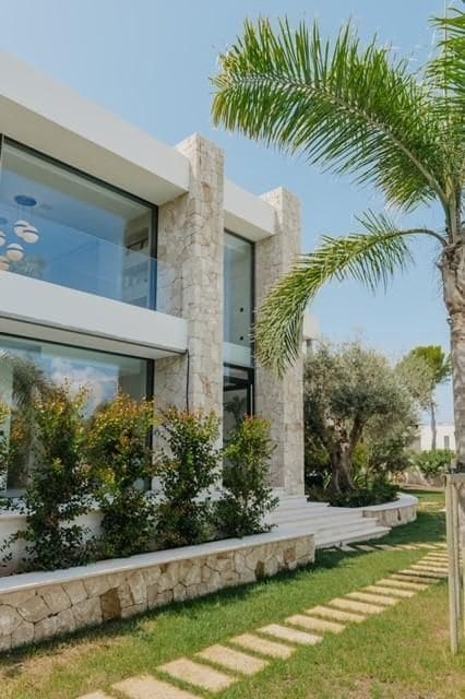 5 soveværelse Villa til salg i Santa Ponsa - € 7.500.000 (Ref: 6712516)