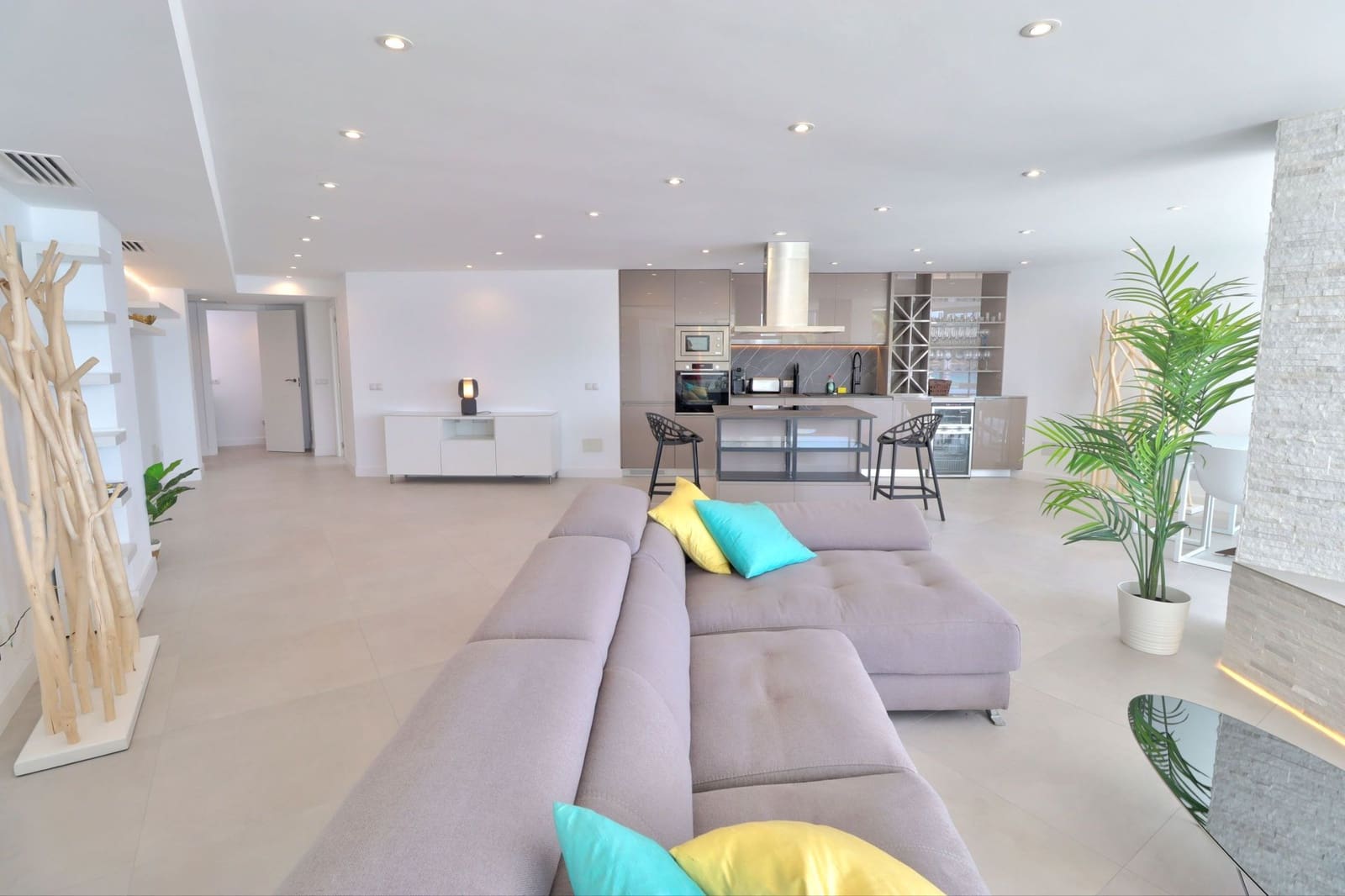 3 bedroom Apartment for sale in Magalluf - € 1,860,000 (Ref: 6984414)