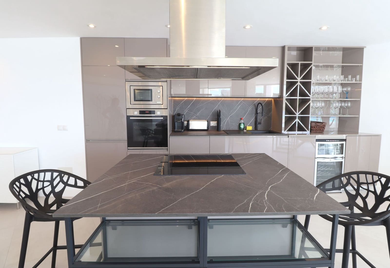 3 bedroom Apartment for sale in Magalluf - € 1,860,000 (Ref: 6984414)