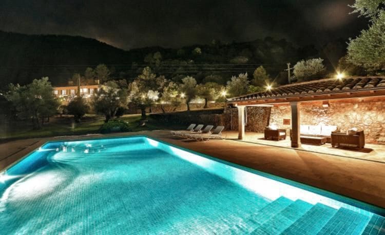 12 soverom Villa til salgs i Bunyola - € 6 950 000 (Ref: 7236634)