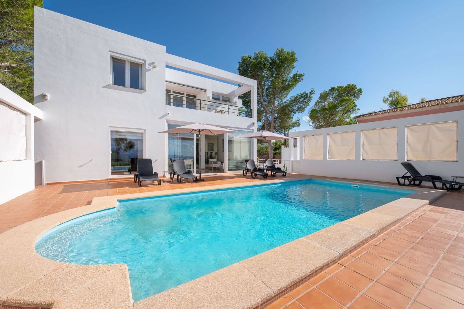 4 sypialnia Willa na sprzedaż w Puig de Ros z basenem - 4 200 000 € (Ref: 7825617)