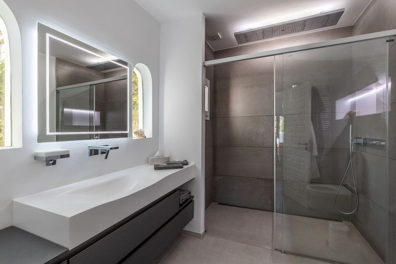 3 chambre Villa/Maison à vendre à Santa Ponsa avec piscine - 2 450 000 € (Ref: 7977719)