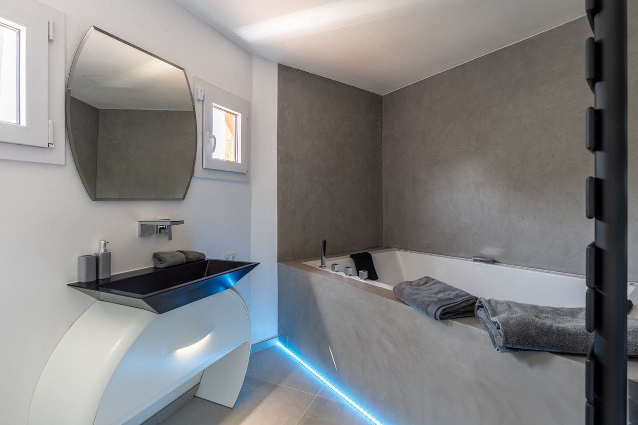 3 chambre Villa/Maison à vendre à Santa Ponsa avec piscine - 2 450 000 € (Ref: 7977719)