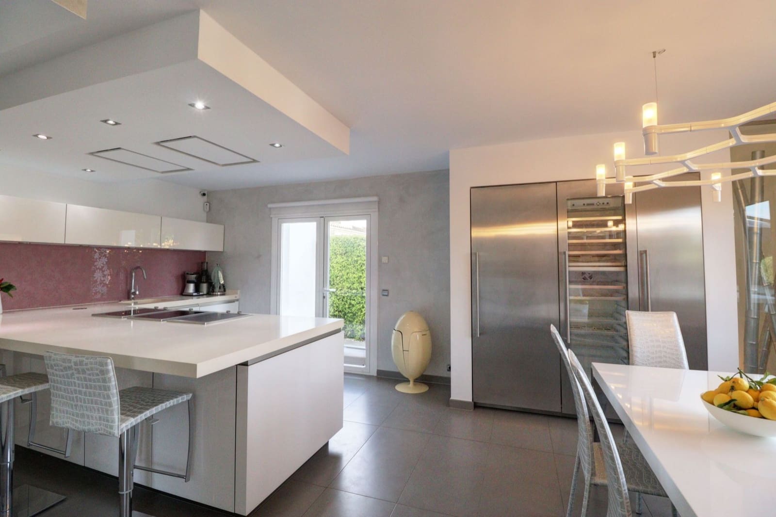 4 soveværelse Villa til salg i Santa Ponsa med swimmingpool - € 2.500.000 (Ref: 8037057)