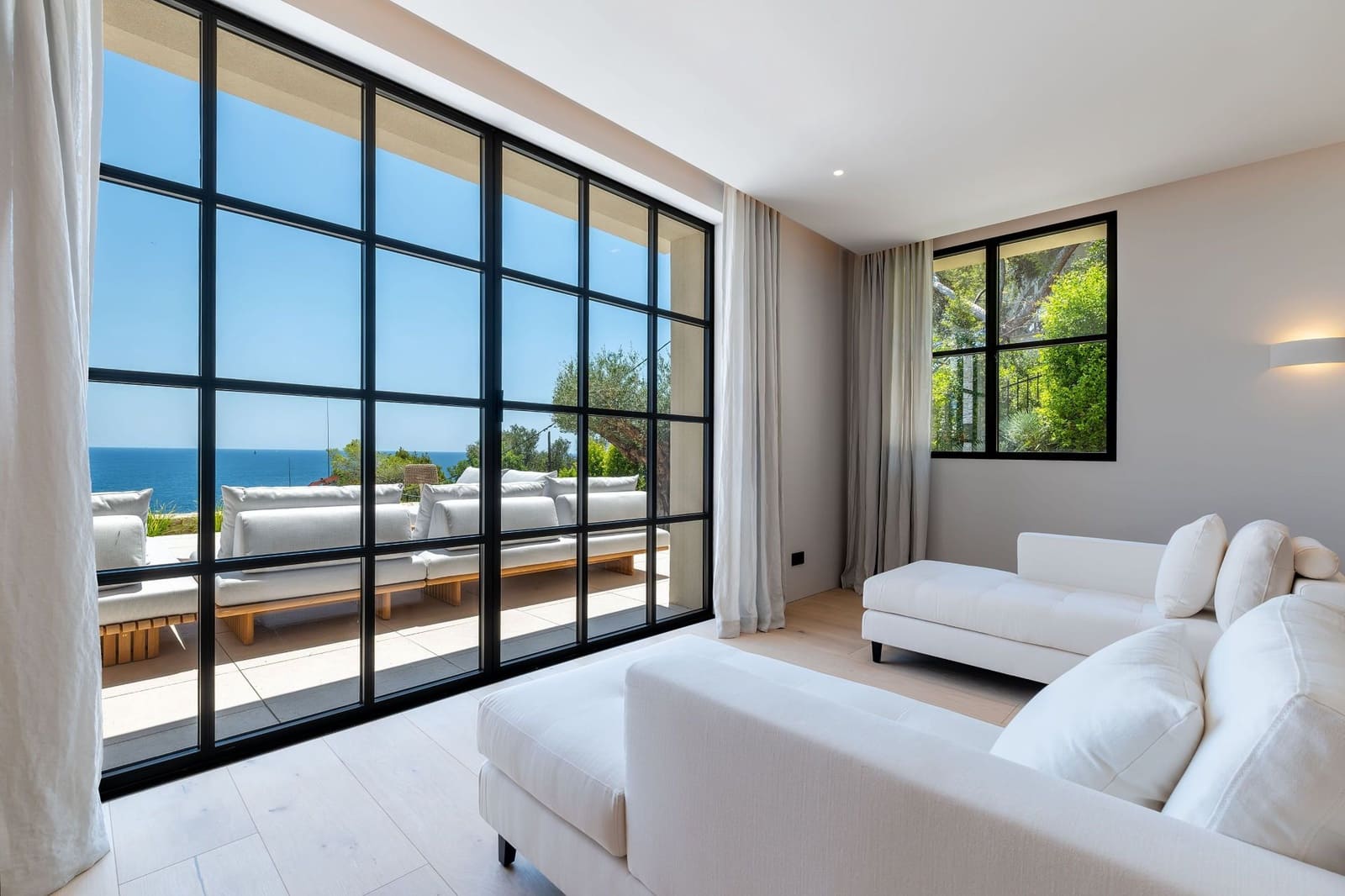 6 soverom Villa til salgs i Bendinat med svømmebasseng - € 29 500 000 (Ref: 8143385)