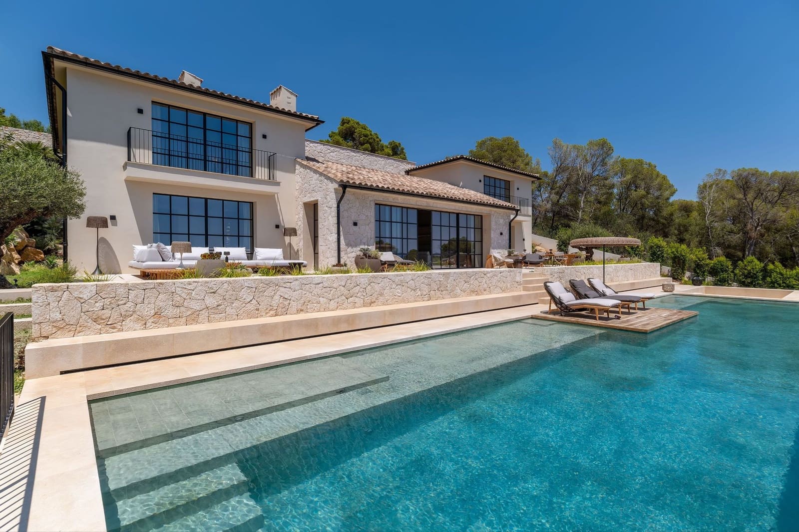 6 soverom Villa til salgs i Bendinat med svømmebasseng - € 29 500 000 (Ref: 8143385)