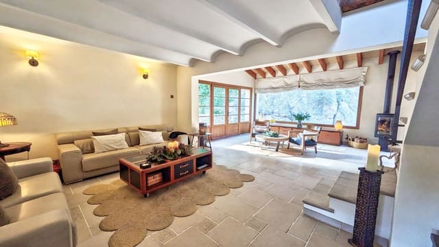 4 soveværelse Villa til salg i Calvià Pueblo, Calvià med swimmingpool - € 1.995.000 (Ref: 8176396)