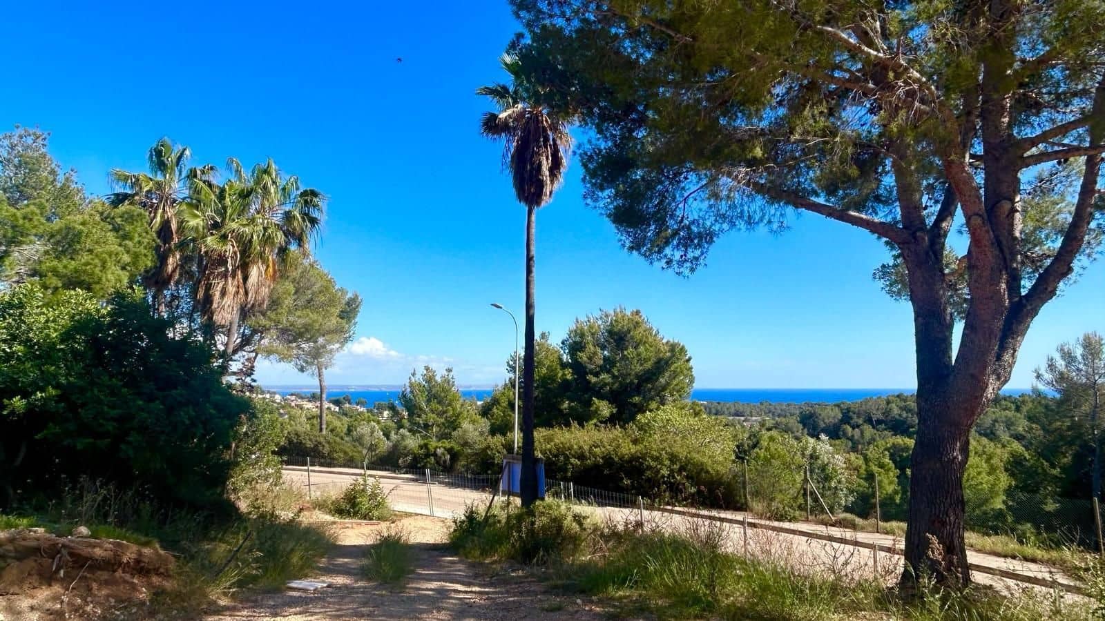 Grunde uden byggetilladelser til salg i Bendinat - € 3.800.000 (Ref: 8207734)