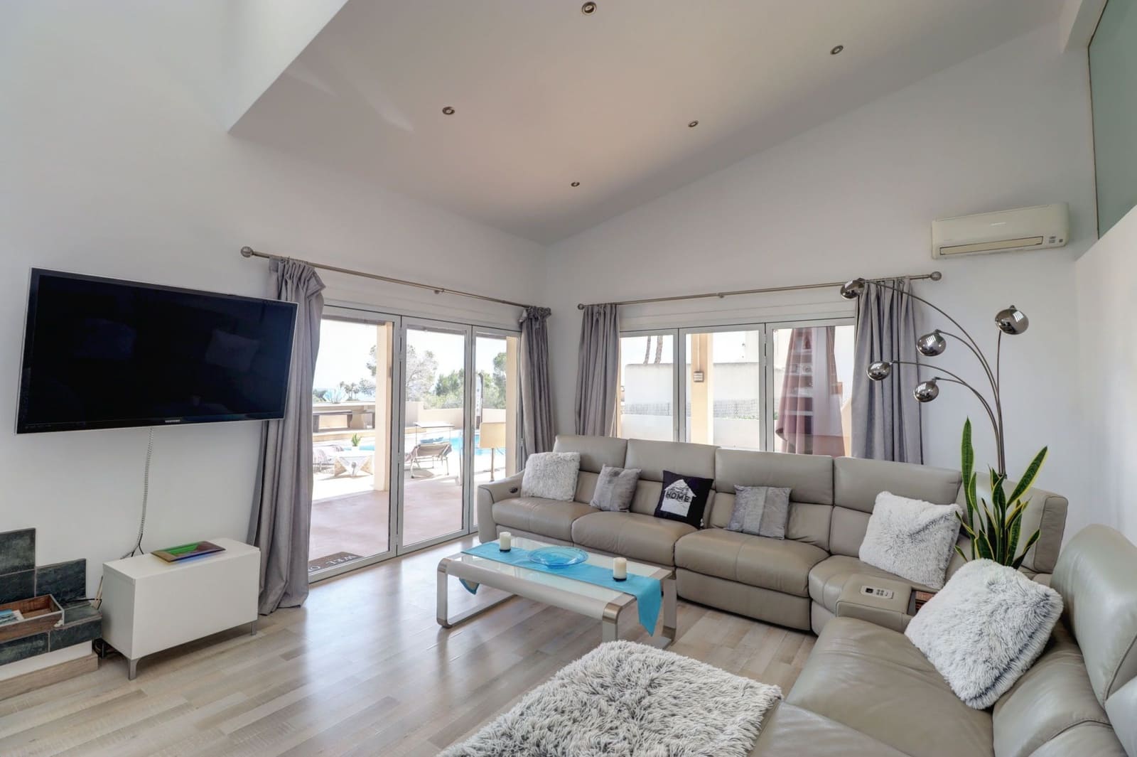 4 sypialnia Willa na sprzedaż w Sol de Mallorca - 2 300 000 € (Ref: 8237613)