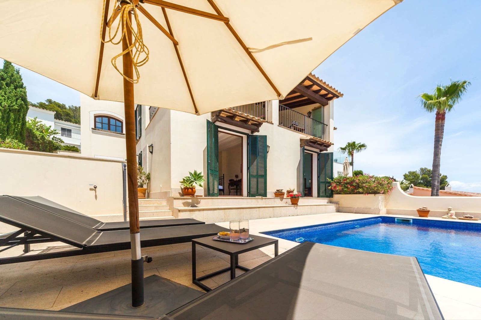 3 soveværelse Semi-Rækkehus til salg i Costa d'en Blanes med swimmingpool - € 2.600.000 (Ref: 8353524)