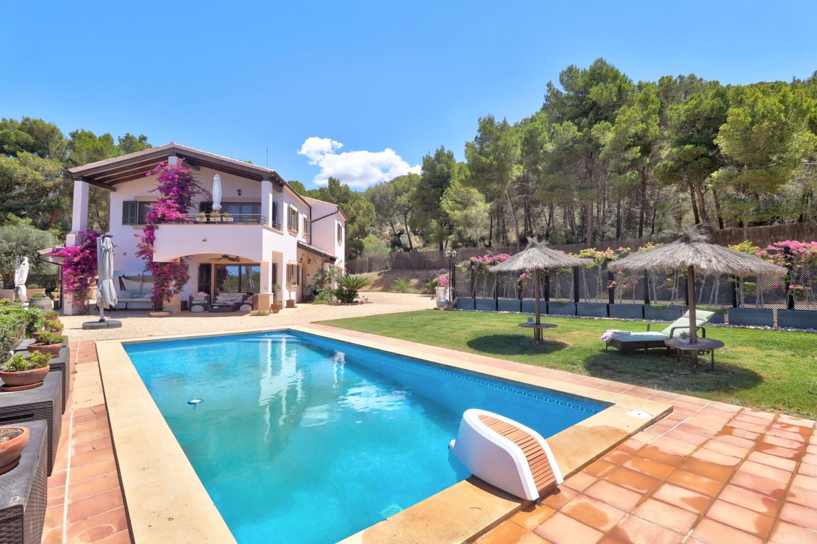 5 soveværelse Finca/Landehus til salg i Calvia med swimmingpool - € 2.170.000 (Ref: 8389873)
