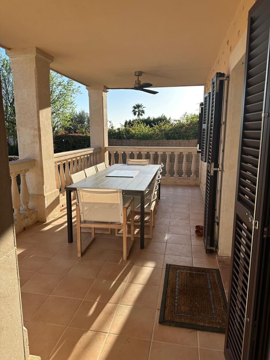 4 soveværelse Villa til salg i Calvia med swimmingpool - € 2.099.000 (Ref: 8438164)