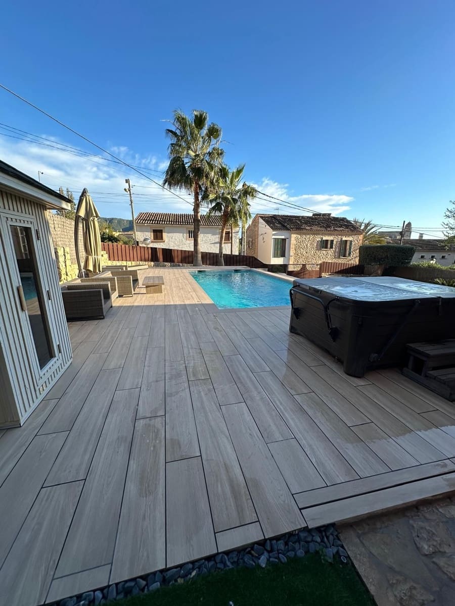 4 soveværelse Villa til salg i Calvia med swimmingpool - € 2.099.000 (Ref: 8438164)