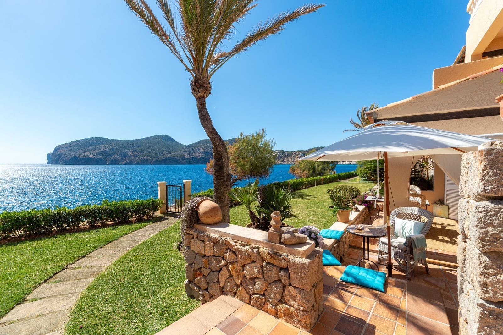 1 soveværelse Lejlighed til salg i Es Camp De Mar / El Camp De Mar med swimmingpool - € 890.000 (Ref: 8550067)