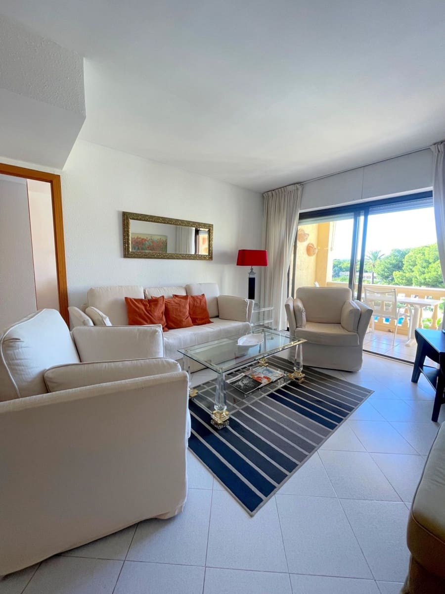 2 bedroom Apartment for sale in Santa Ponsa with pool - € 470,000 (Ref: 8594627)