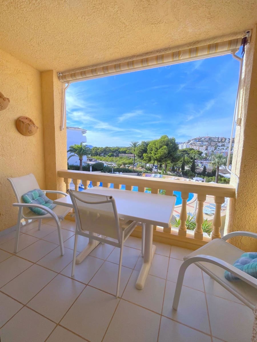 2 bedroom Apartment for sale in Santa Ponsa with pool - € 470,000 (Ref: 8594627)